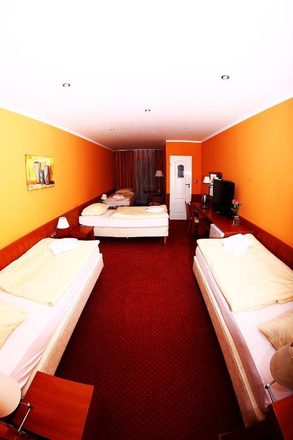 Kardamon Bed & Breakfast Zary  Room photo